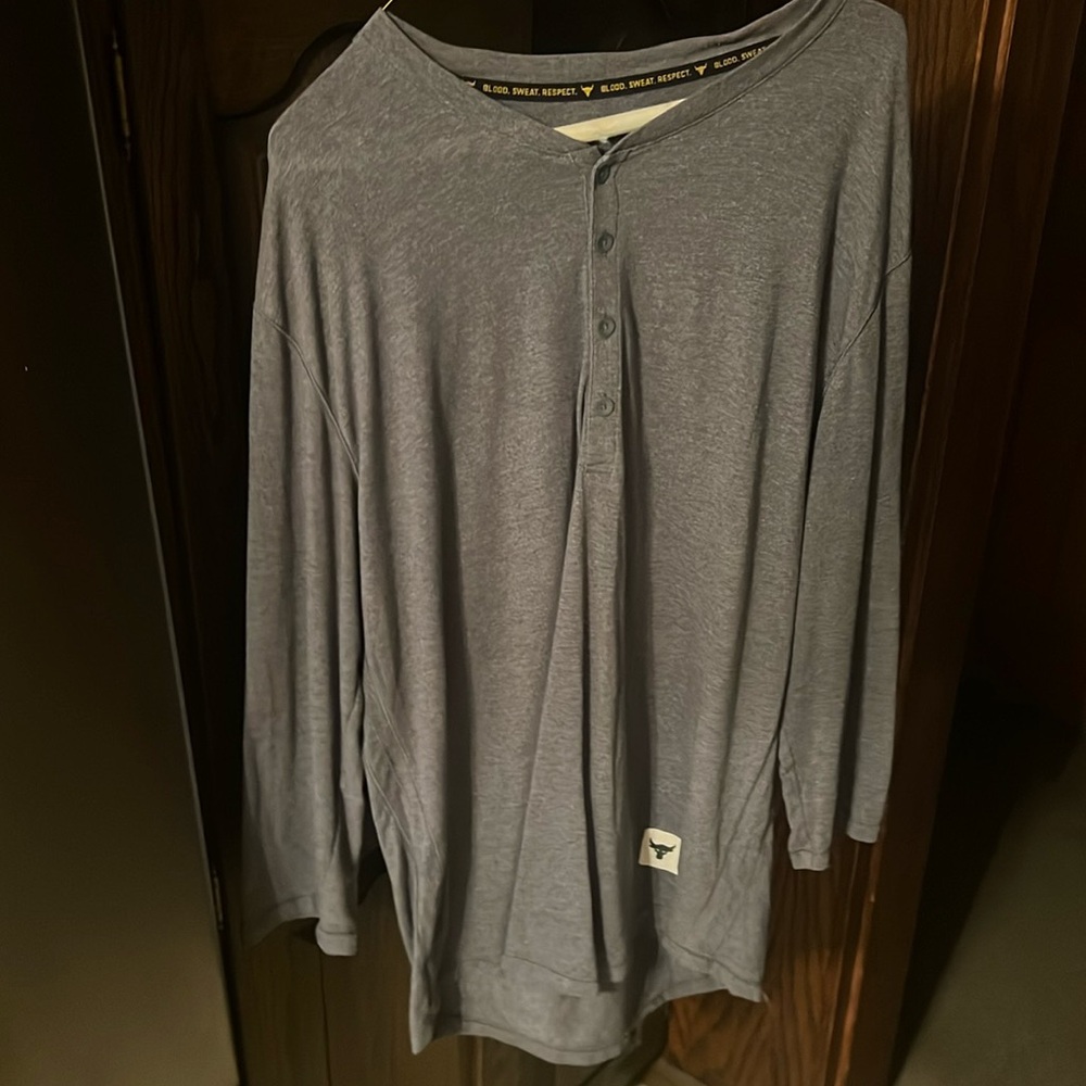 Project rock grey henley long sleeve shirt size L